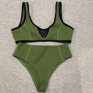Hoaka swimwear green bikini small medium